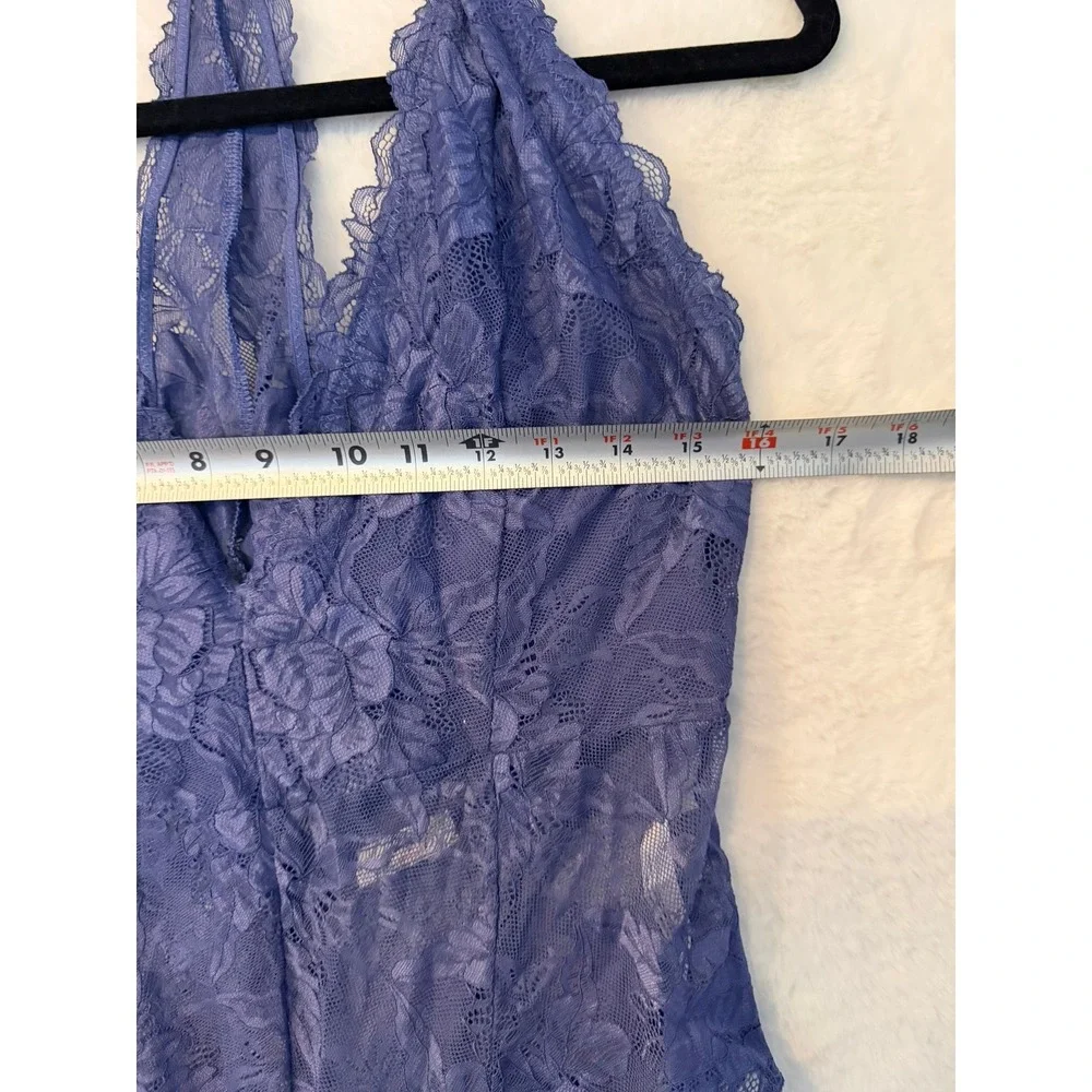 Free People‎ Blue Floral Lace Racerback Bodysuit Plunging V-Neck Lingerie Medium